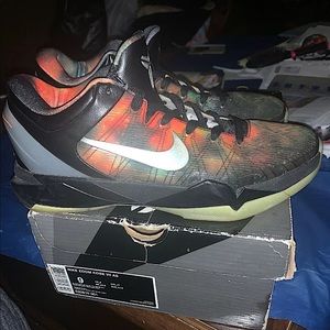 Rare Nike Zoom Kobe VII All Star Galaxy Size 9